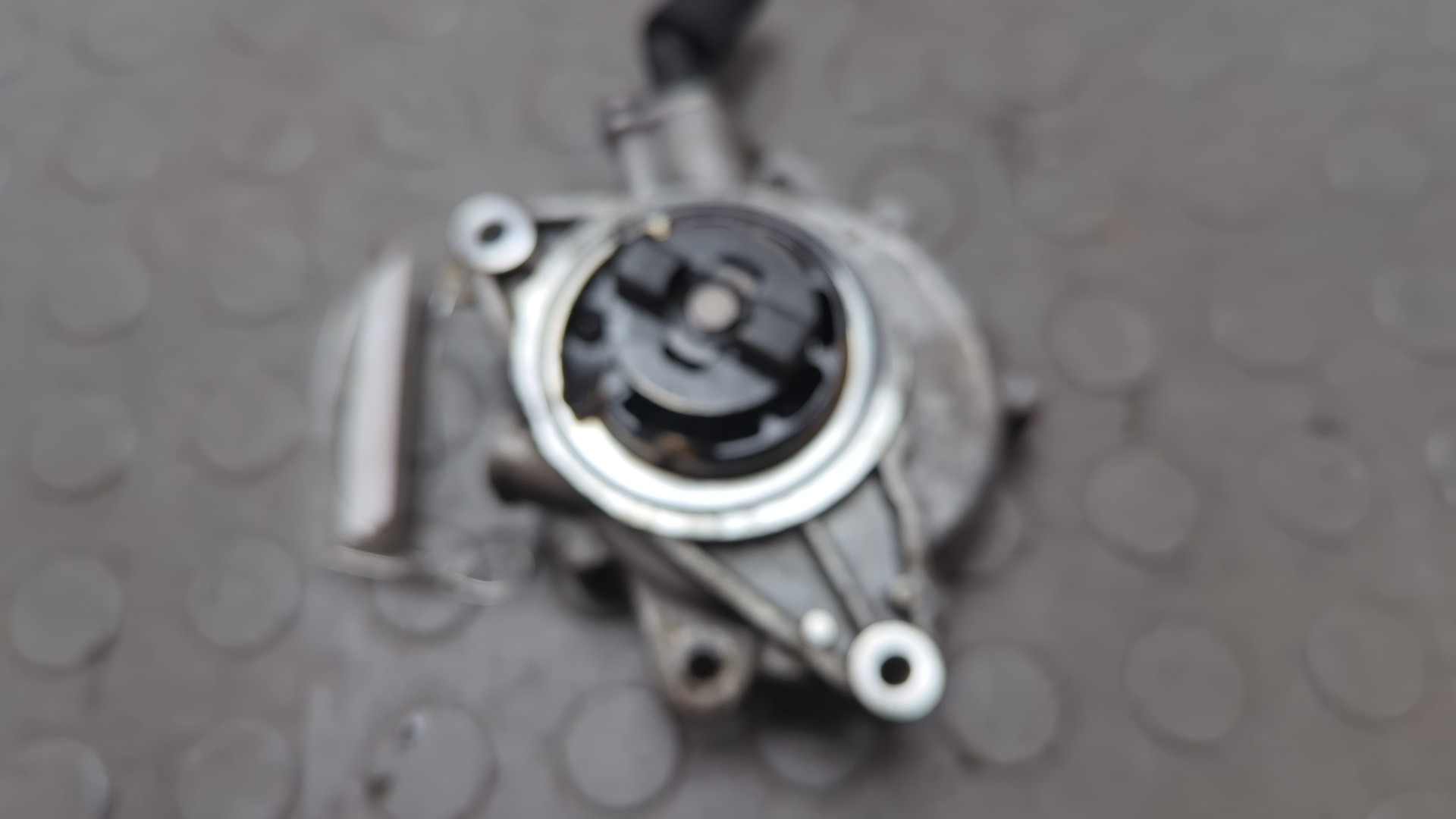 Насос вакуумный