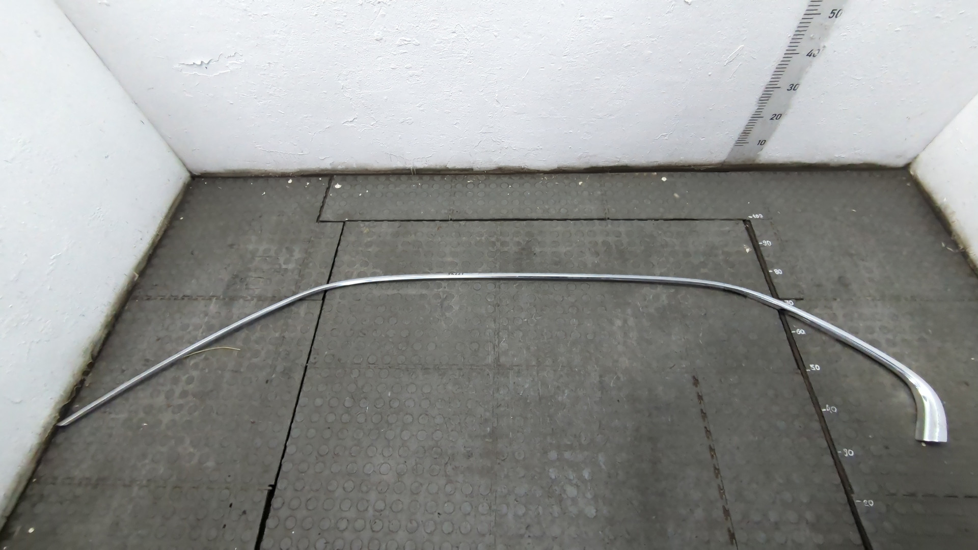 Молдинг крыши левый