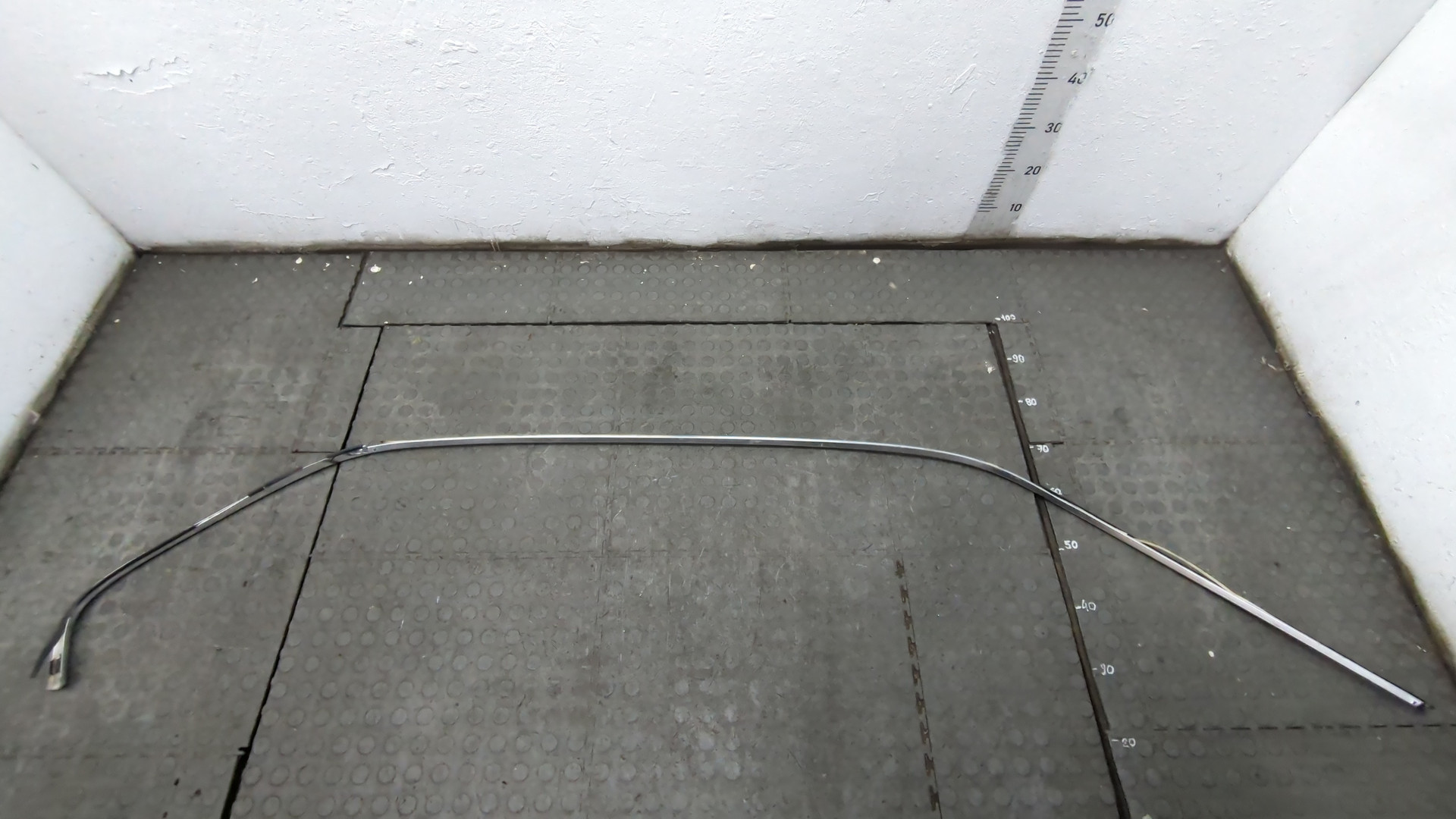 Молдинг крыши левый