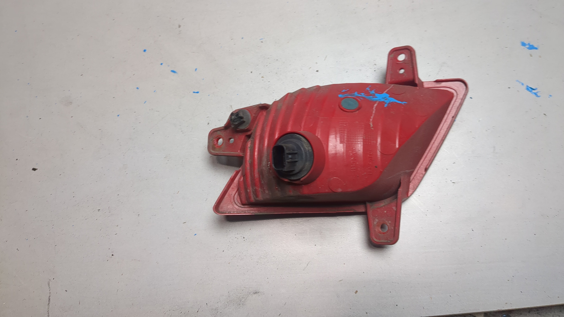 Фара противотуманная правая