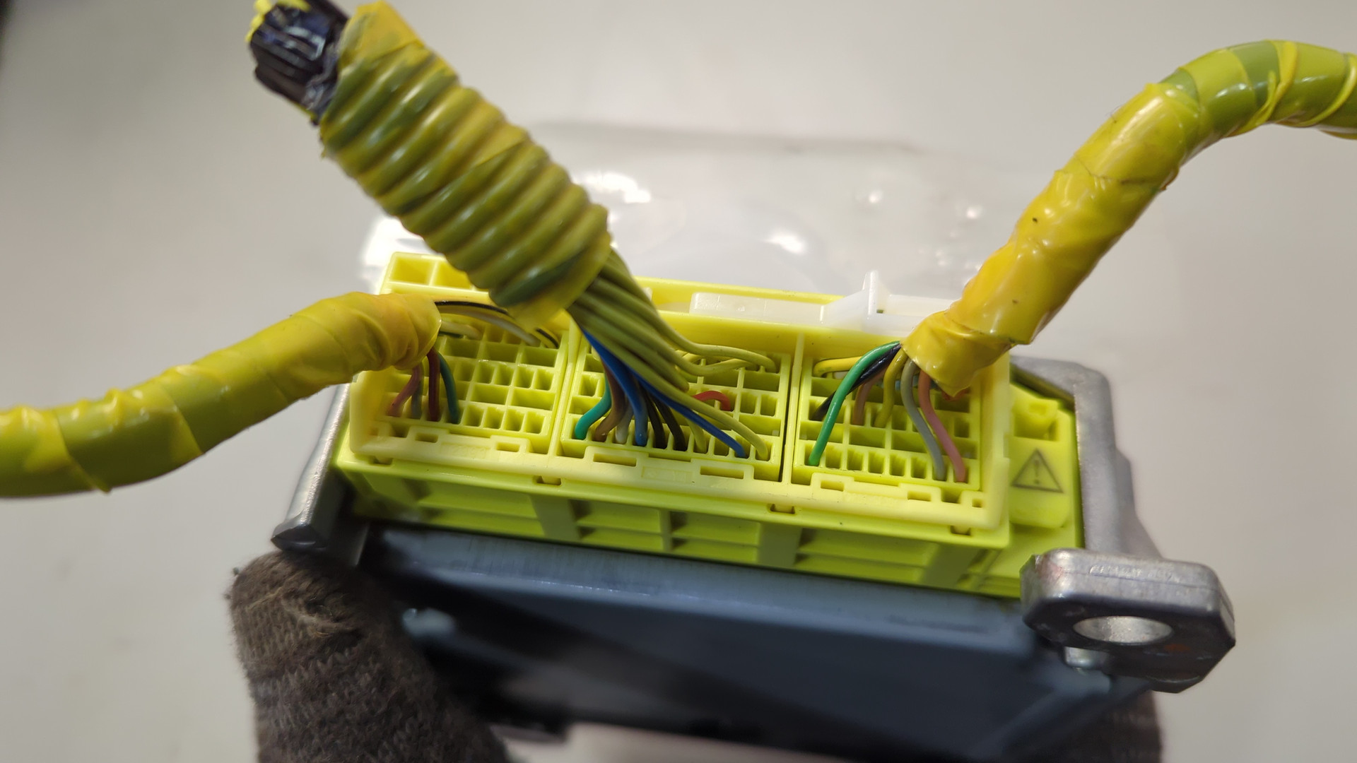 Блок управления подушек безопасности (AIR BAG)