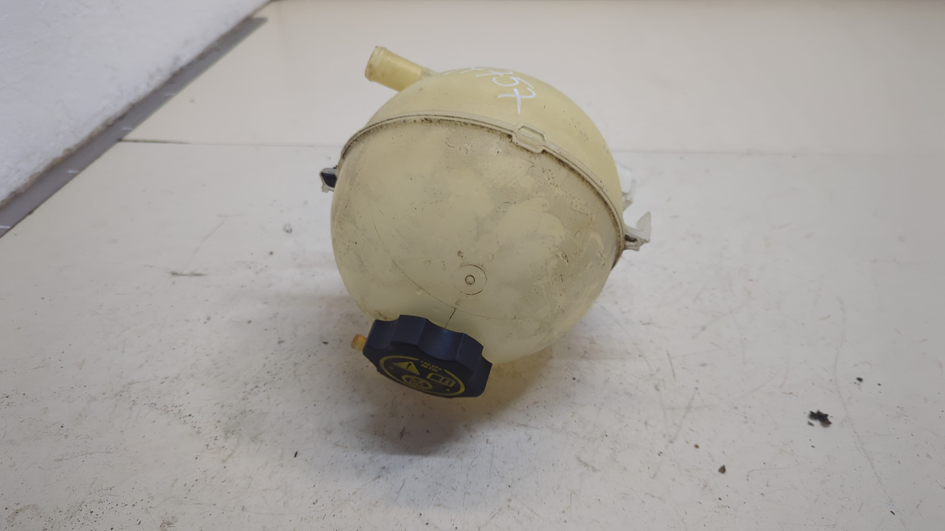 Бачок расширительный