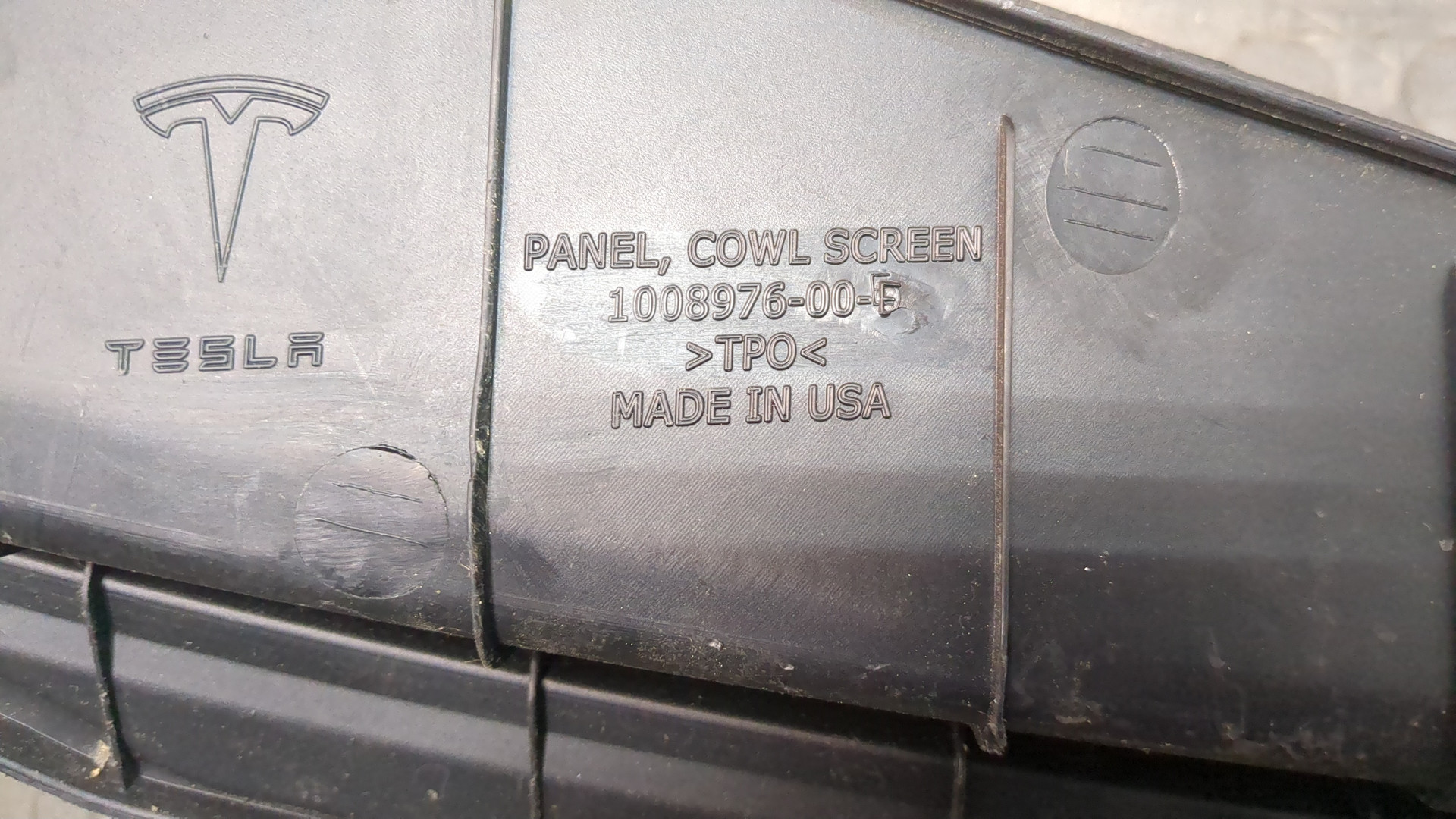 Решетка стеклоочистителей (Жабо)