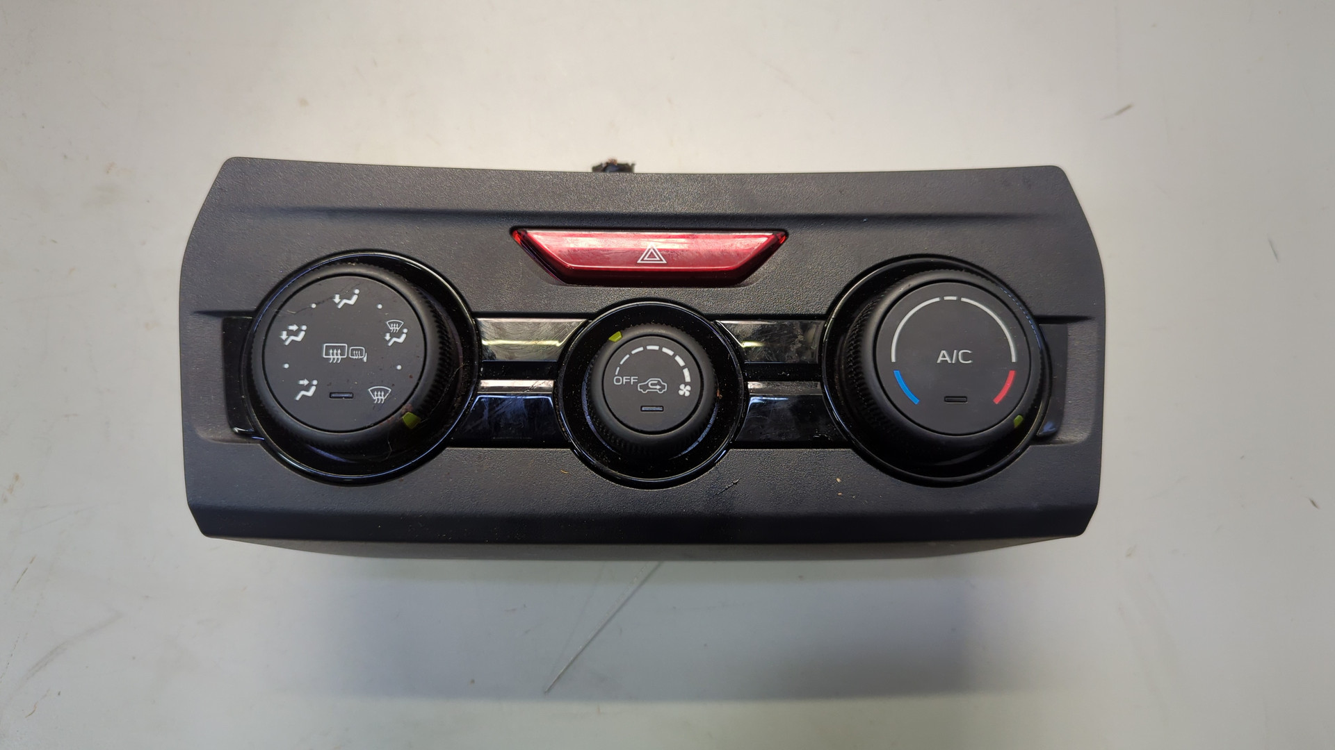 Переключатель отопителя