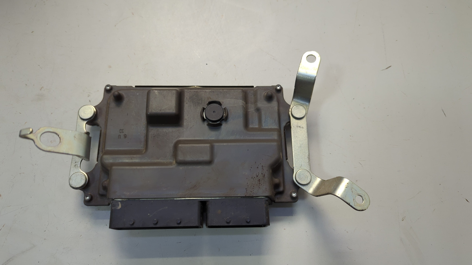 Блок управления двигателем