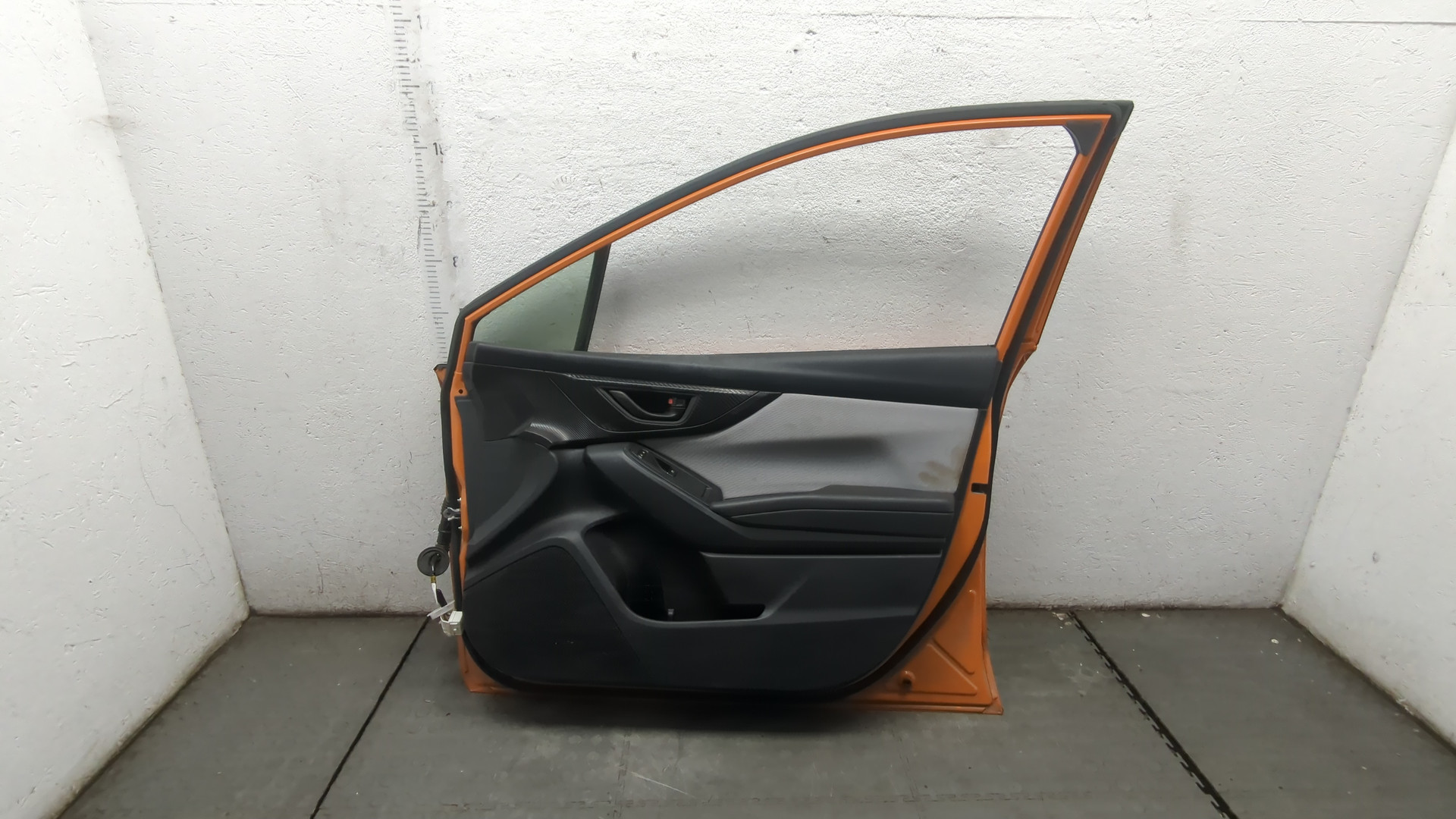 Дверь передняя правая