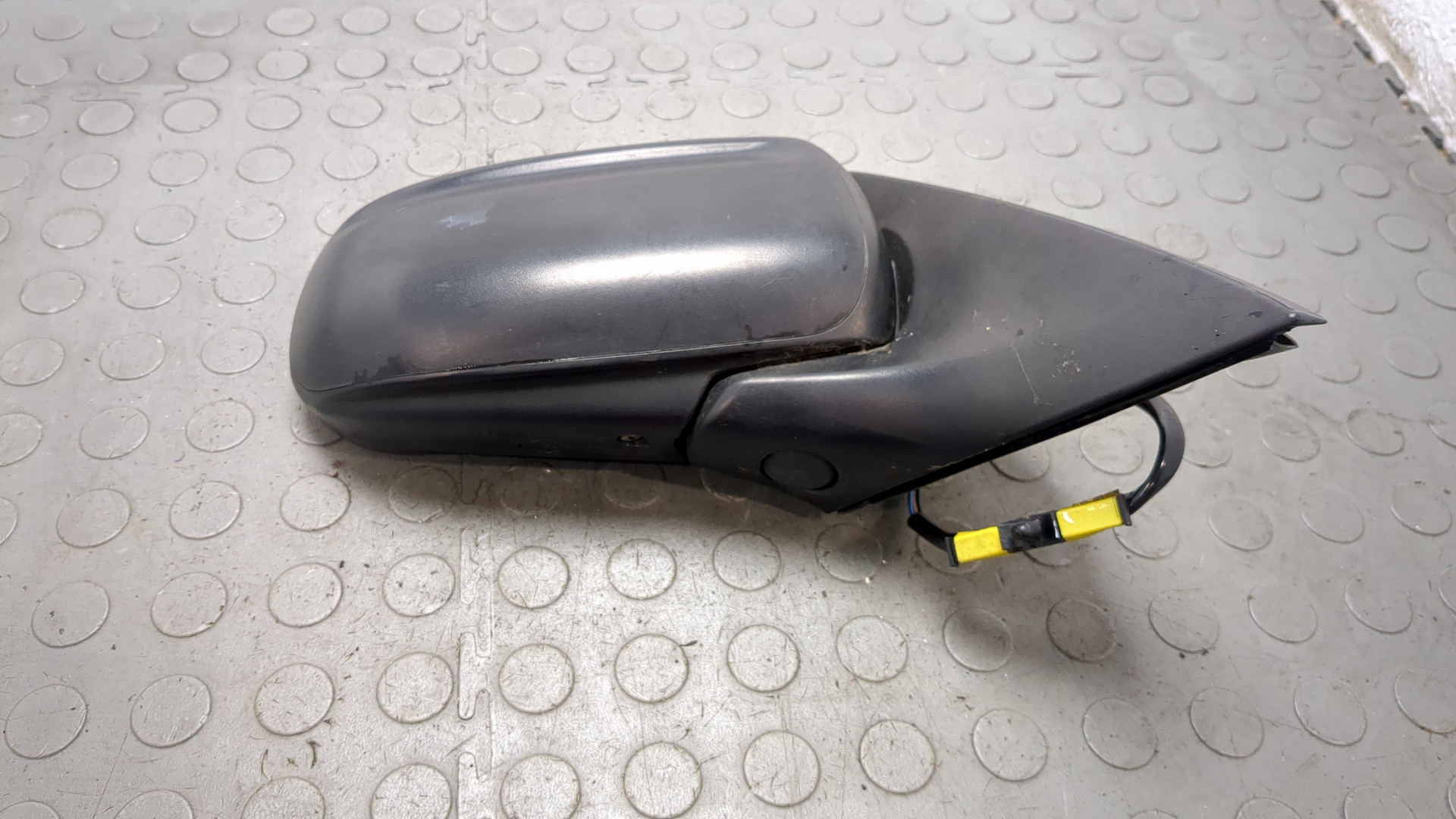 Зеркало правое электрическое