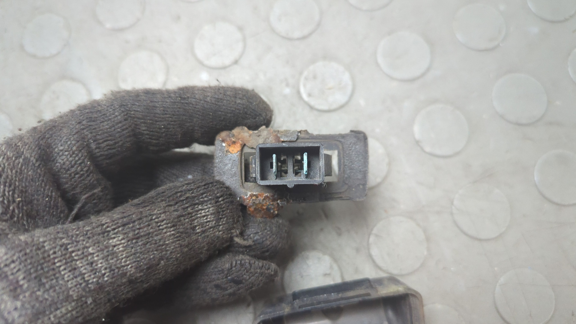 Фонарь подсветки номера