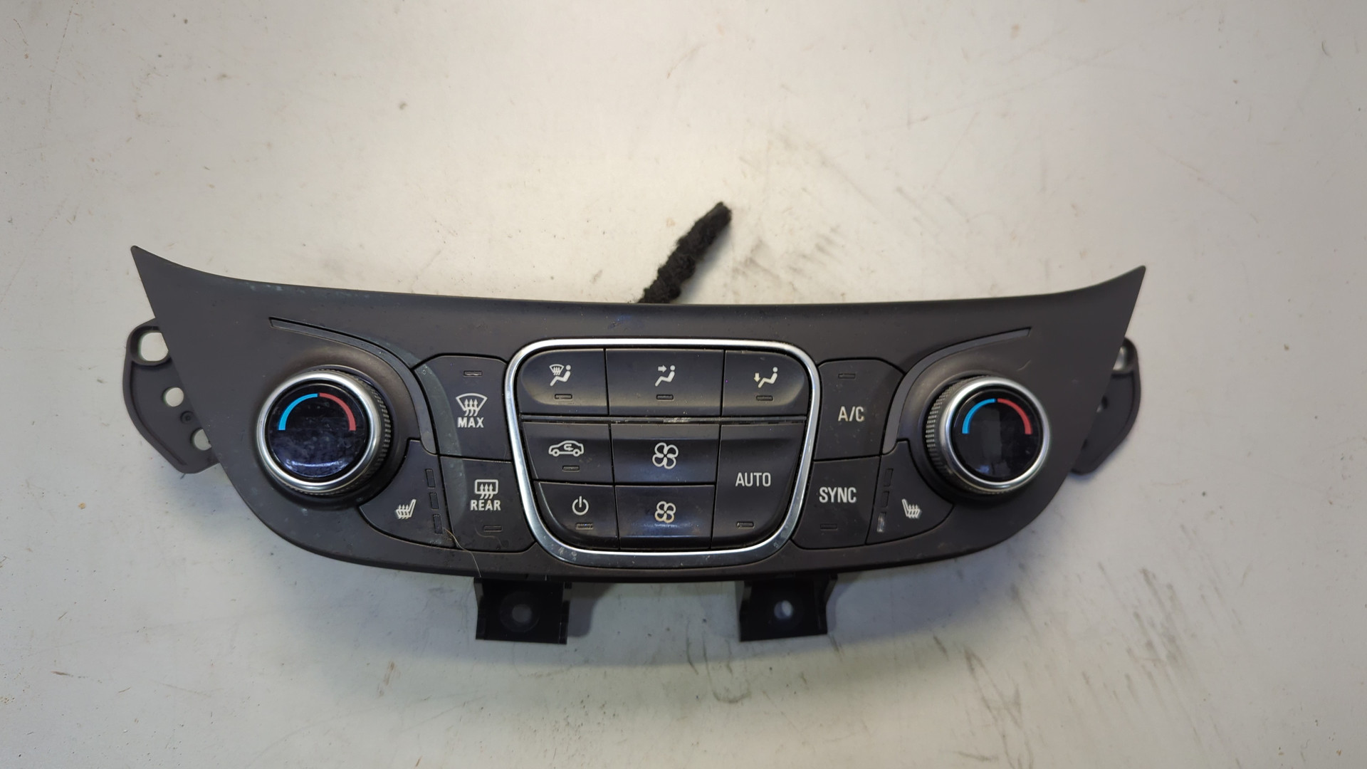 Переключатель отопителя