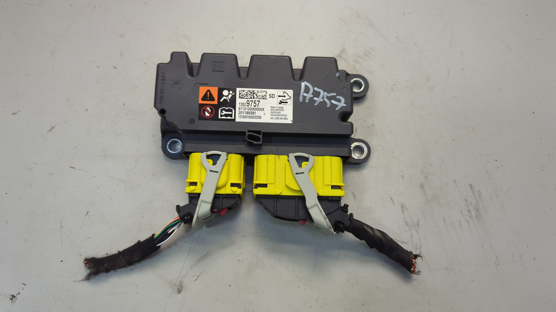 Блок управления подушек безопасности (AIR BAG)