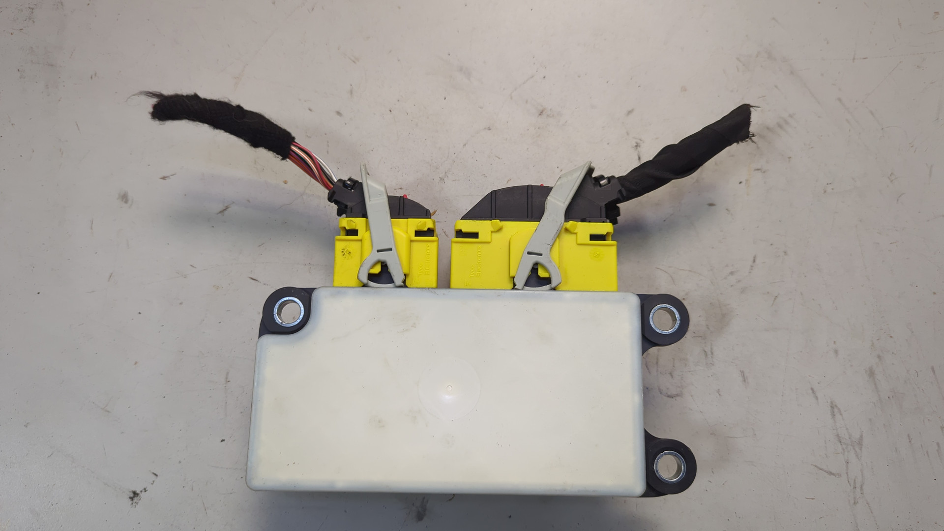 Блок управления подушек безопасности (AIR BAG)