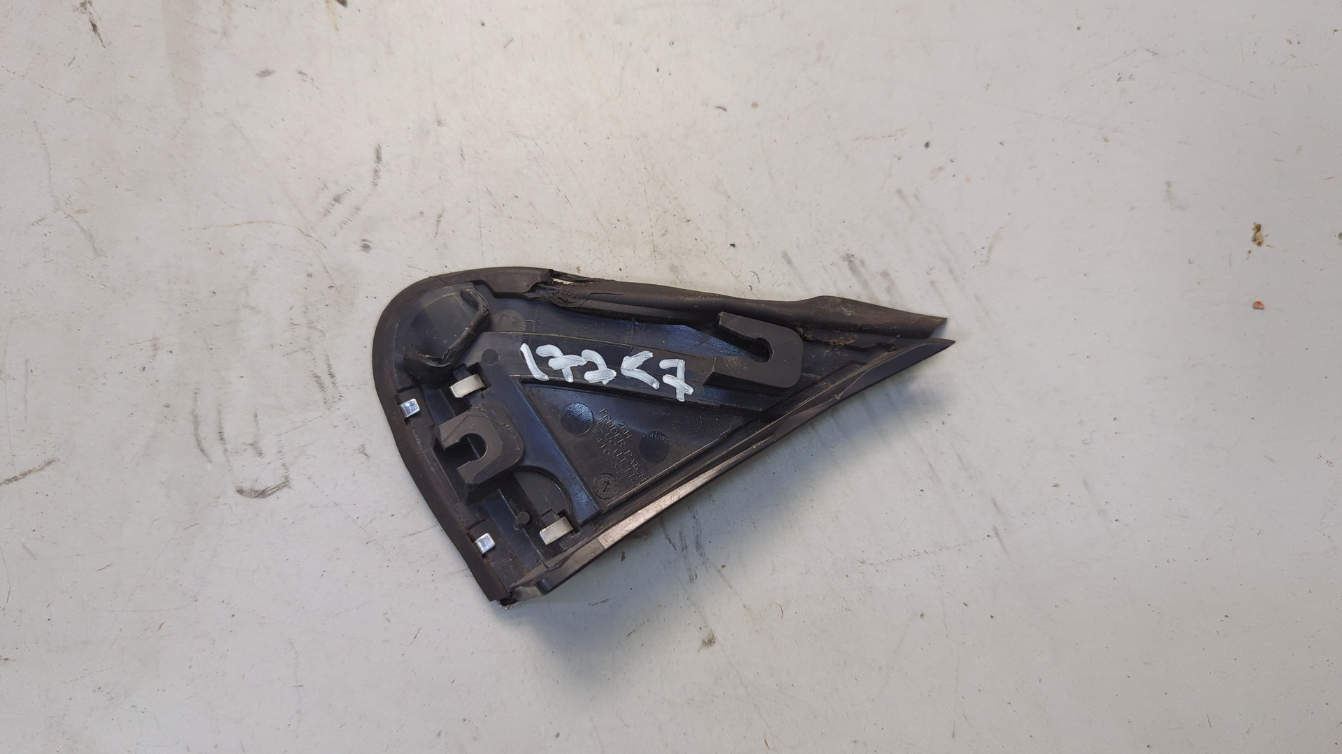 Накладка (кузов наружные)