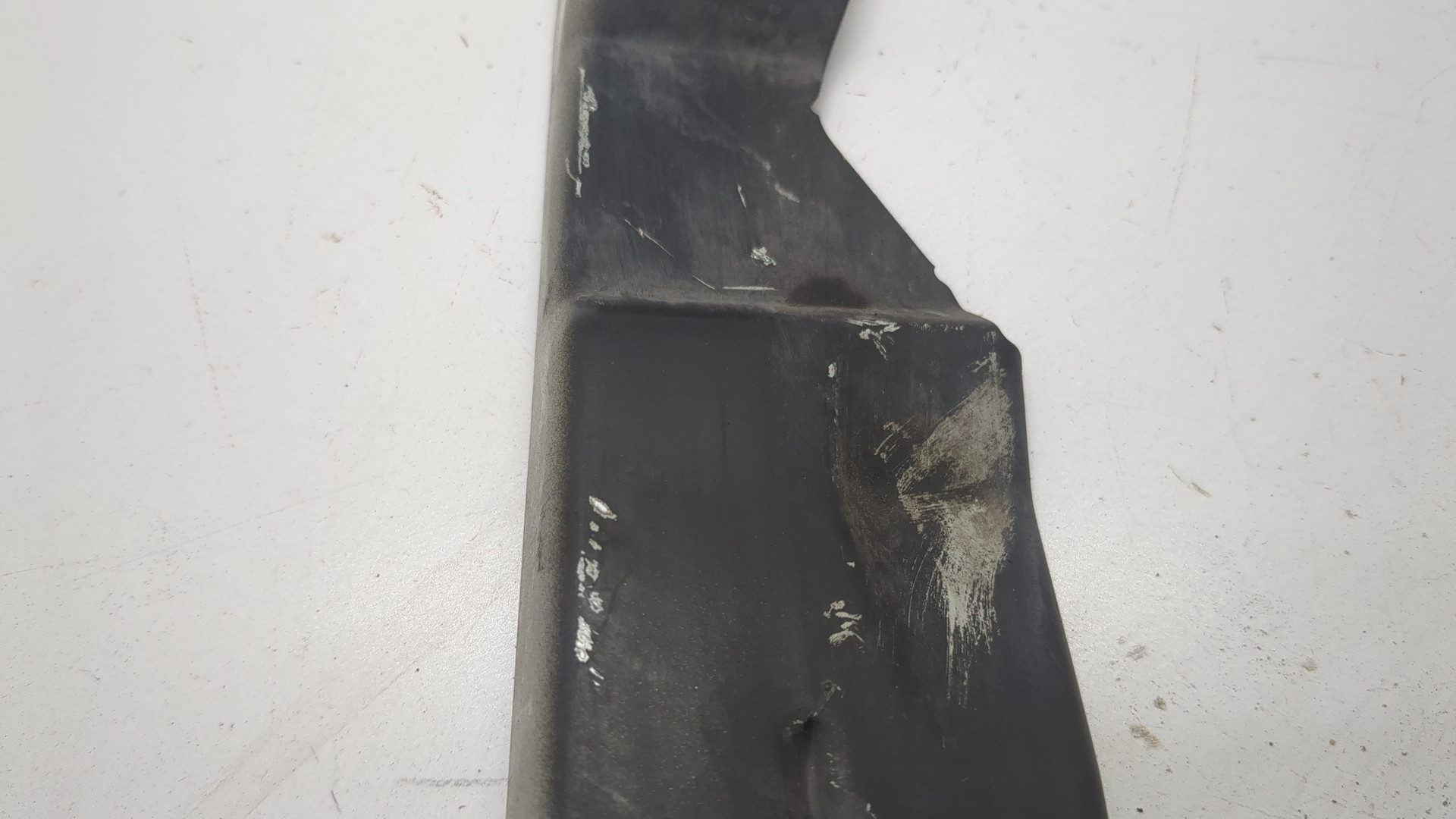 Кронштейн крепления крыла