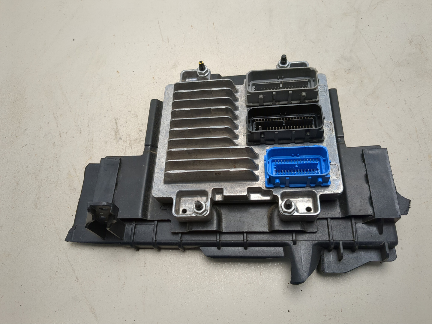 Блок управления двигателем