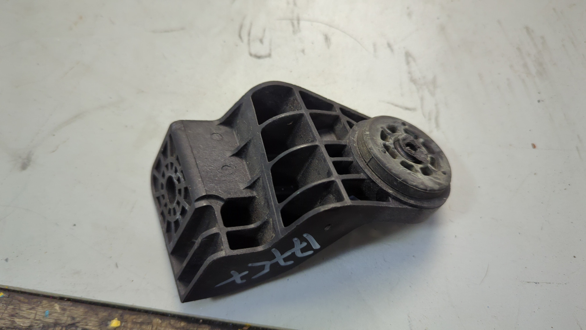 Кронштейн радиатора