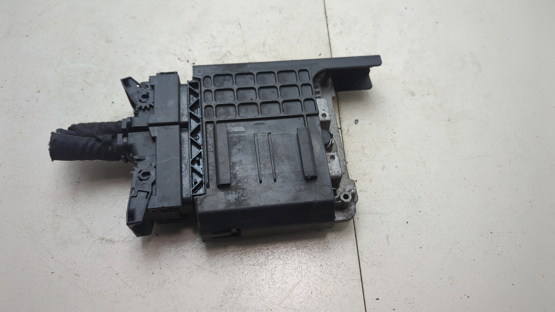 Блок управления двигателем