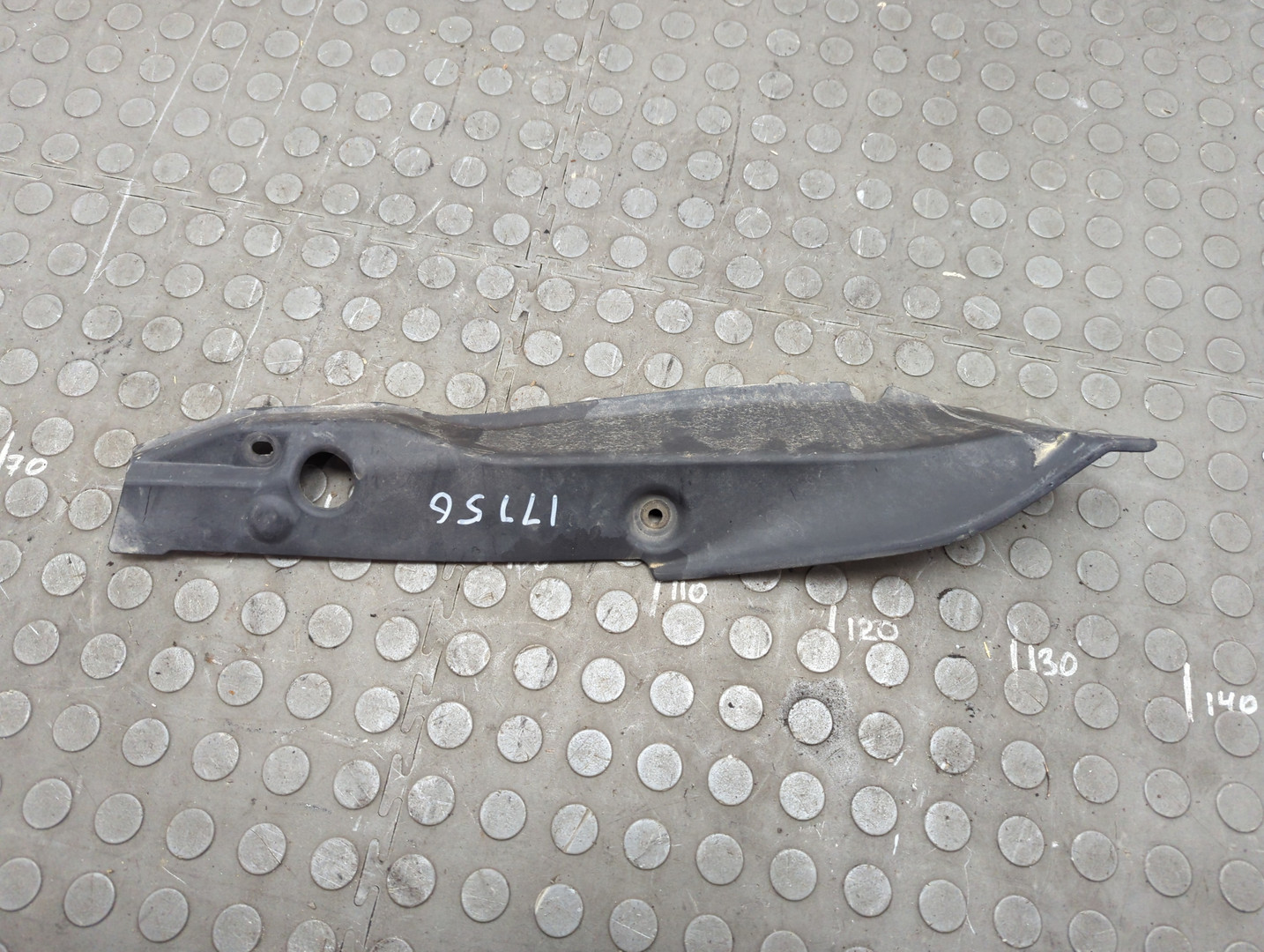 Локер передний левый