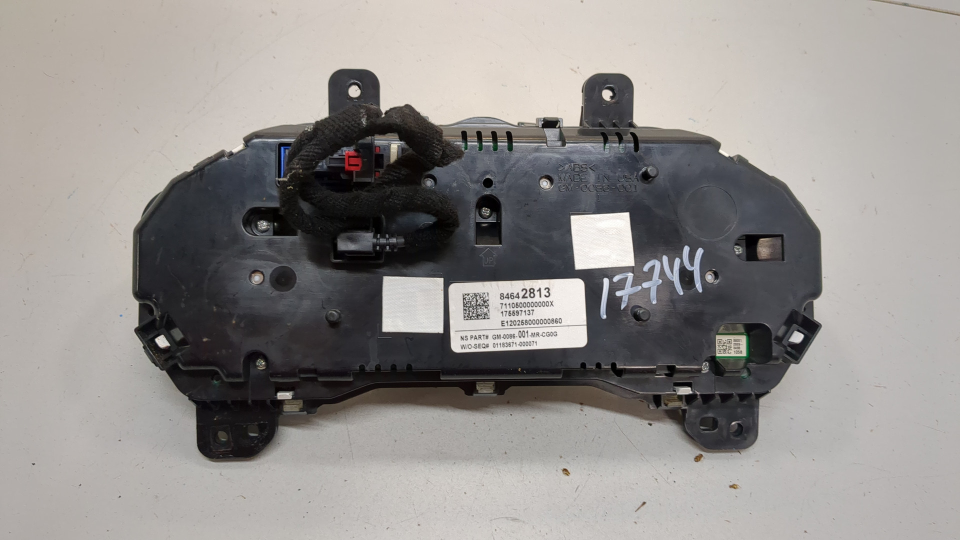 Панель приборов