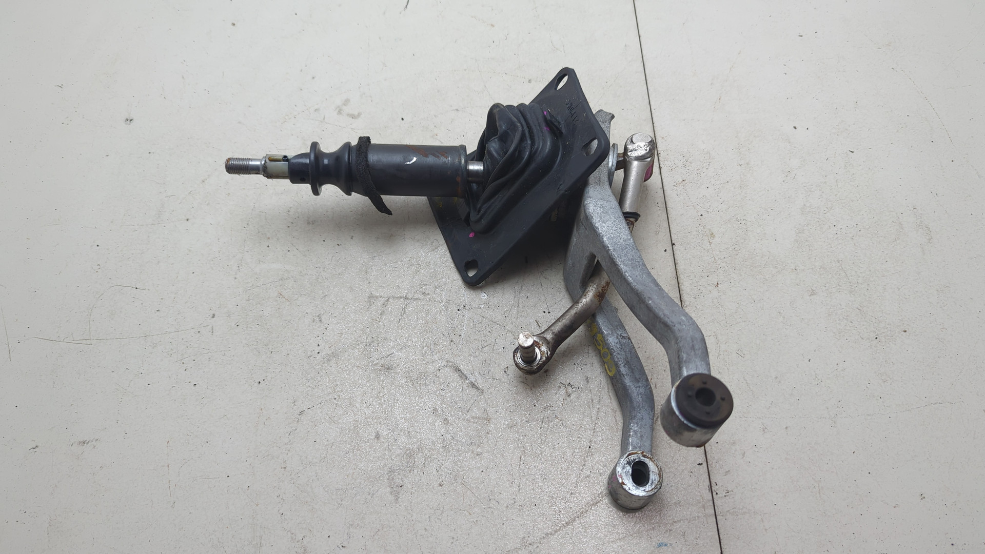 Кулиса МКПП / АКПП