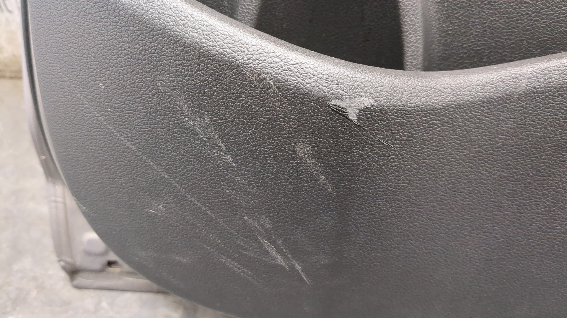 Дверь задняя правая