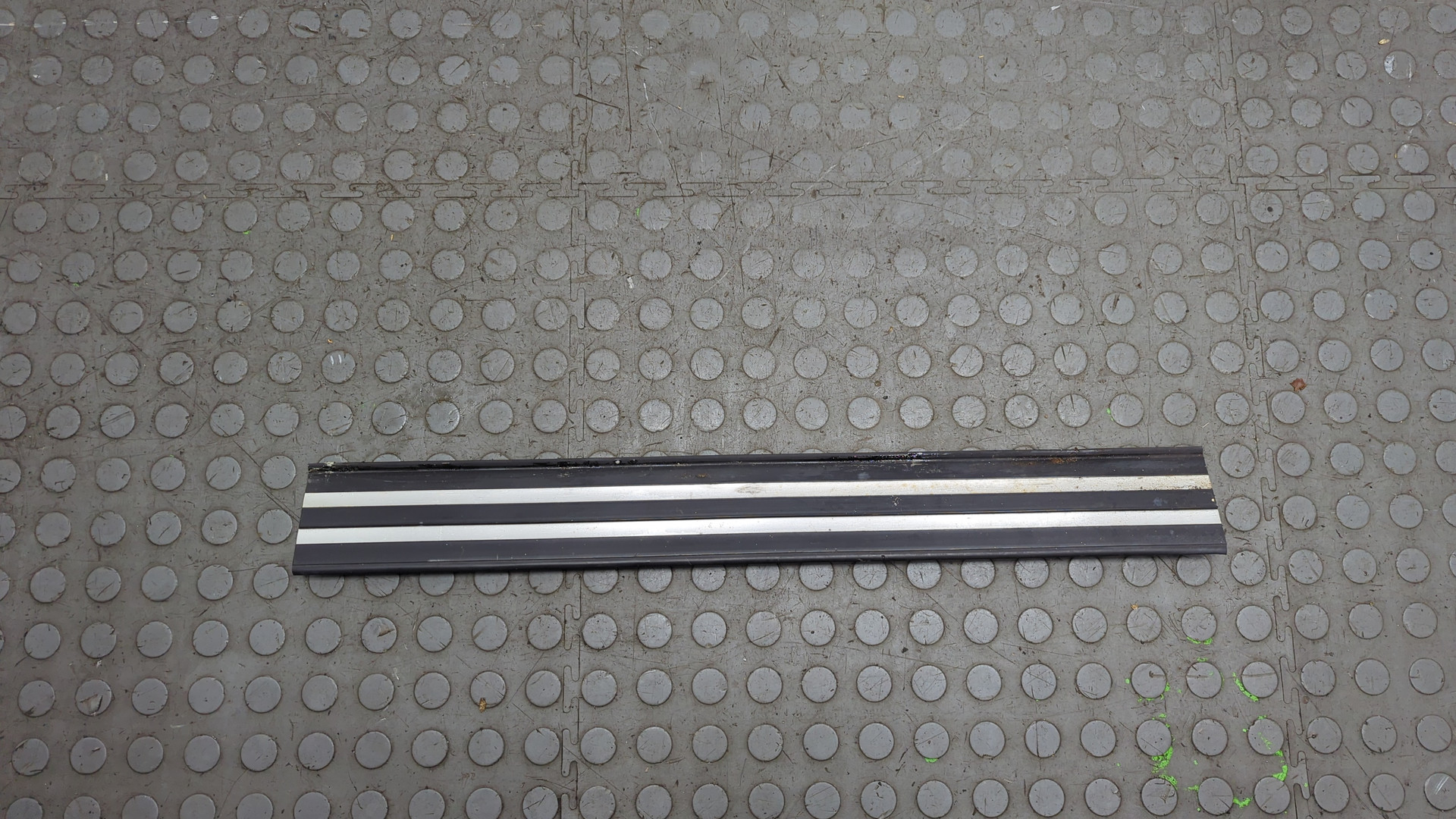 Накладка на порог