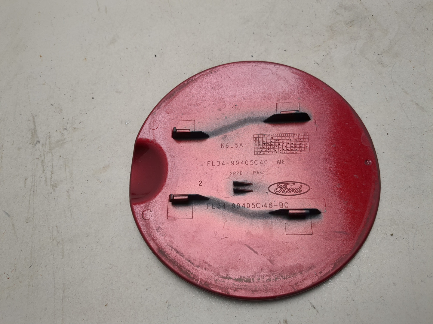 Лючок бензобака