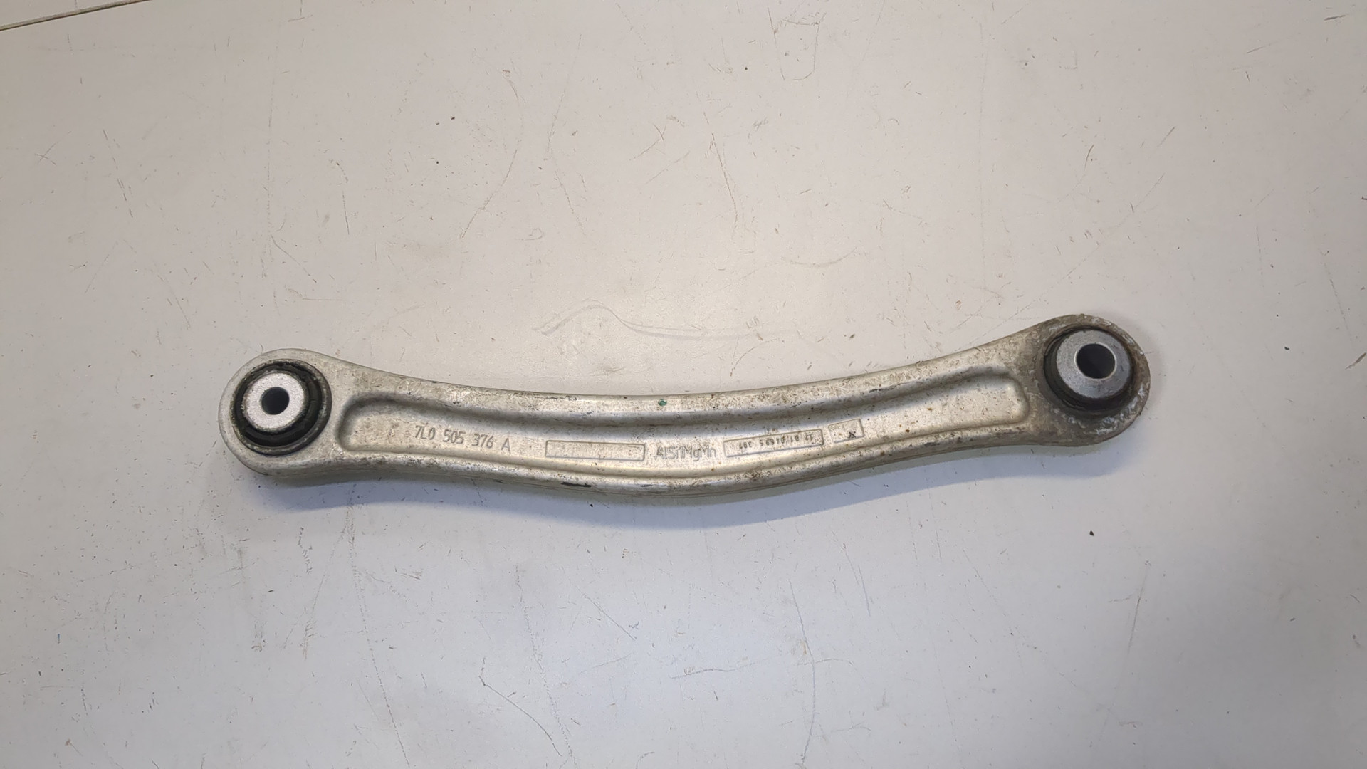 Рычаг задний правый