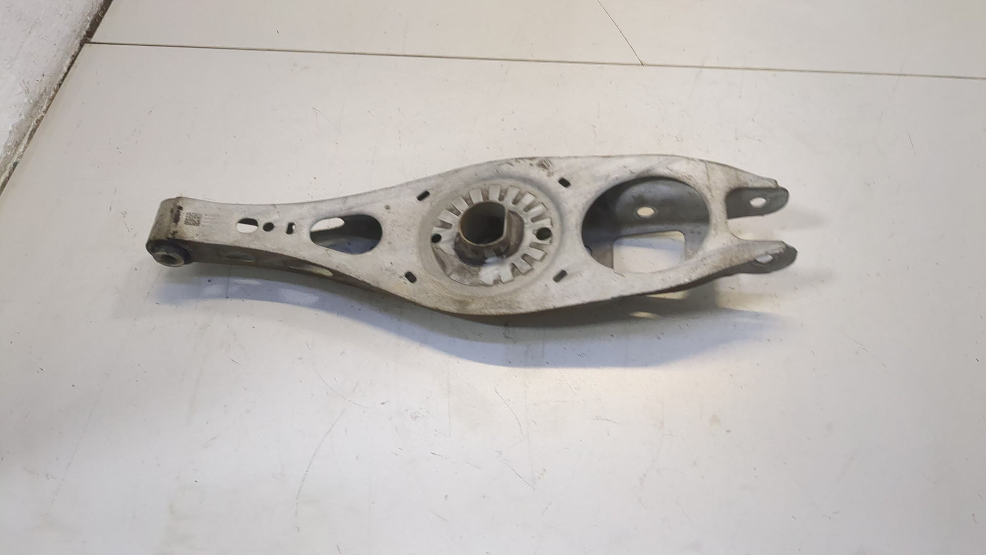 Рычаг задний