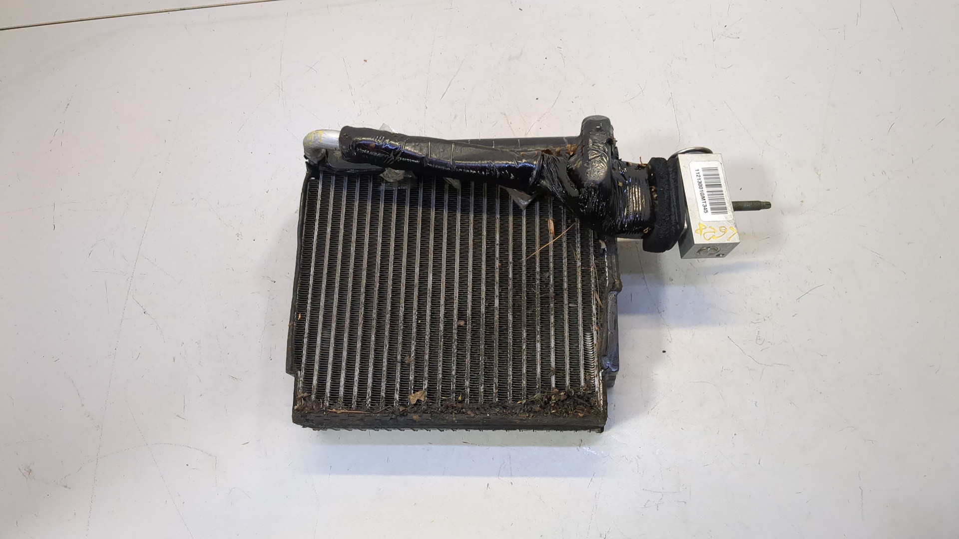 Радиатор кондиционера / конденсер