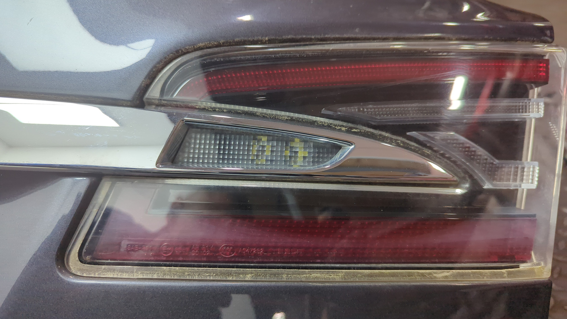 Дверь багажника