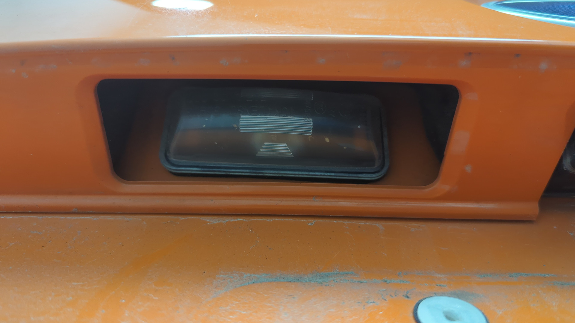 Дверь багажника