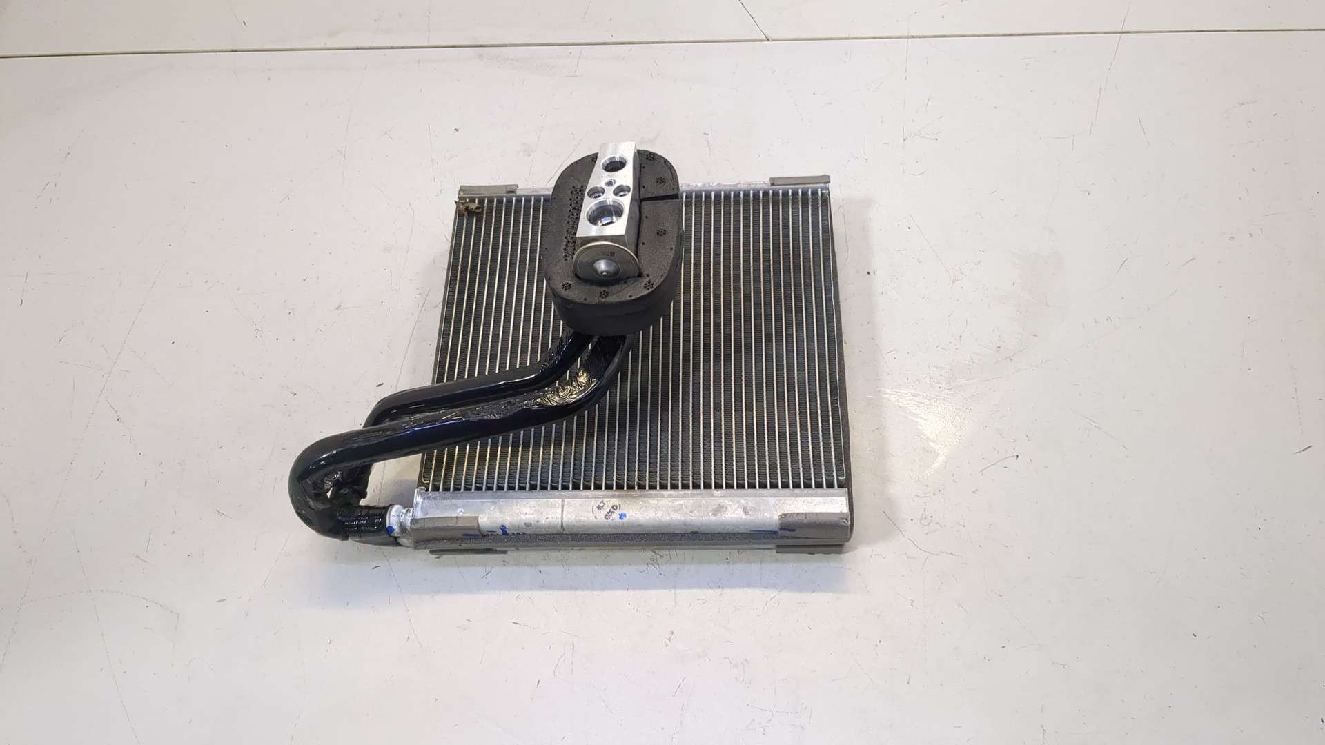 Радиатор кондиционера / конденсер