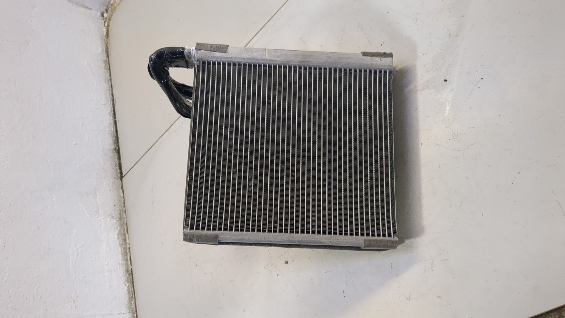 Радиатор кондиционера / конденсер