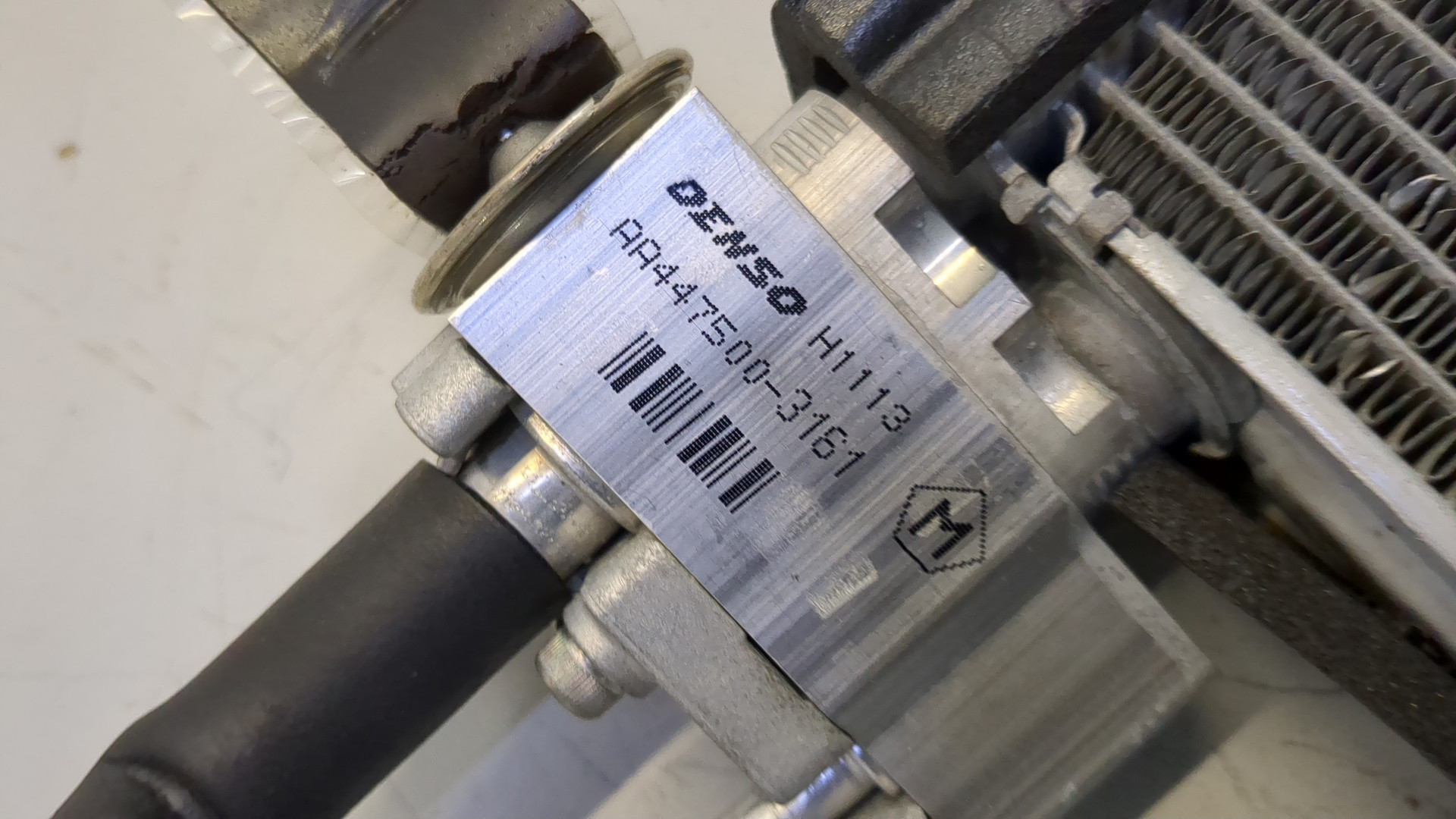 Радиатор кондиционера / конденсер