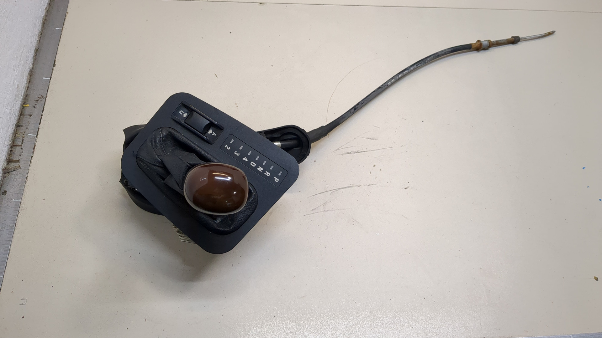 Кулиса МКПП / АКПП