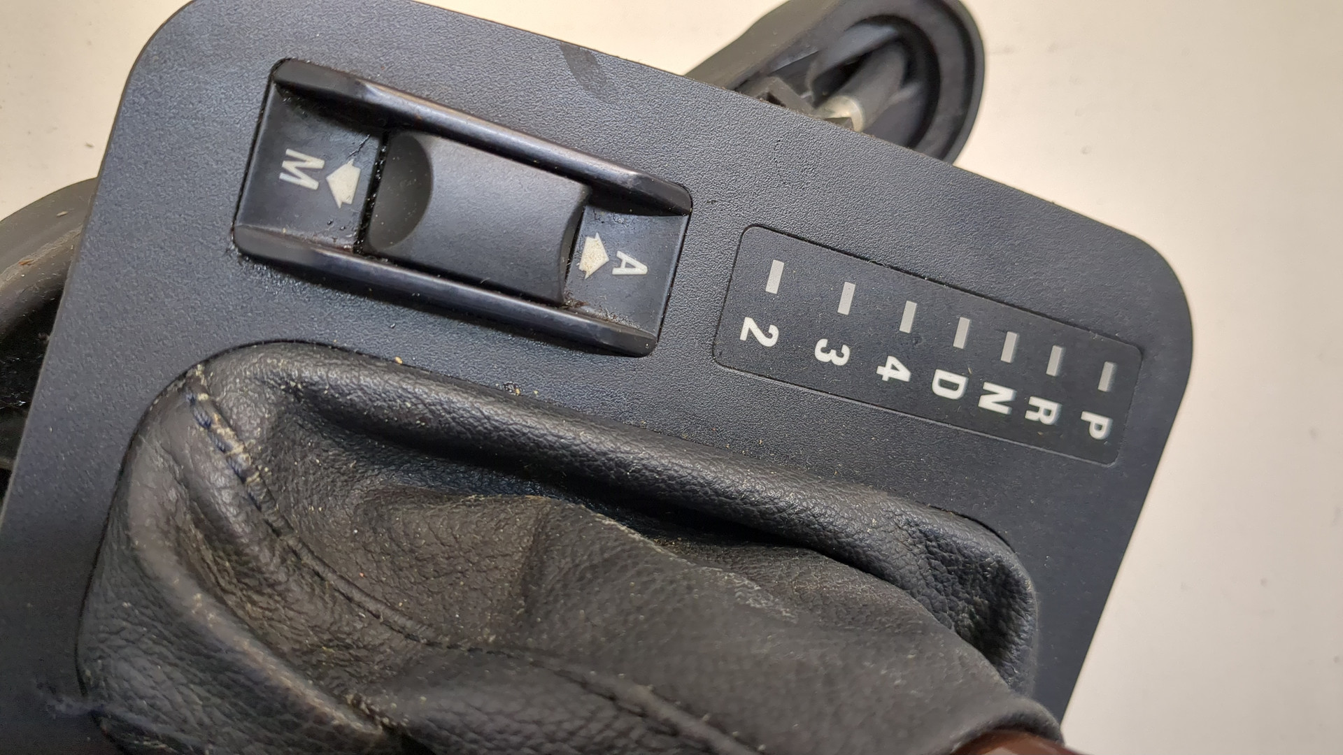 Кулиса МКПП / АКПП