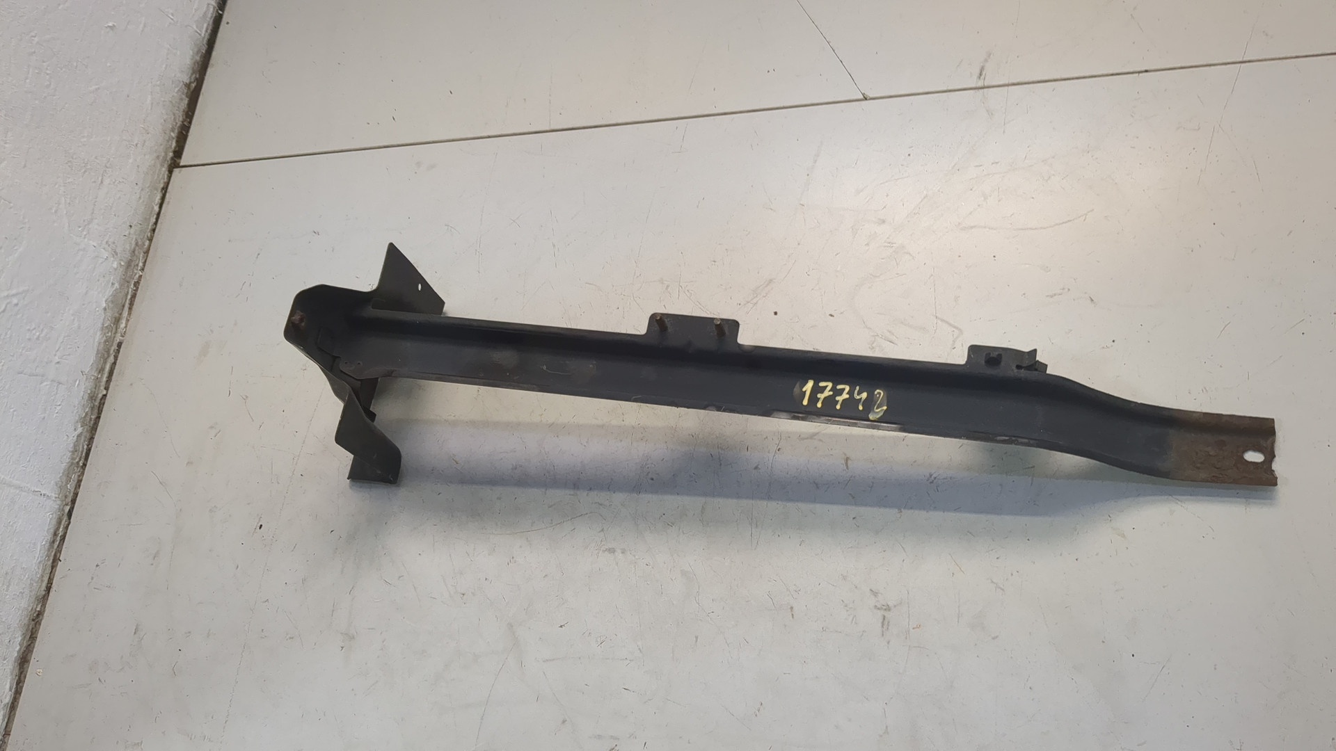 Кронштейн (сопут. товар)