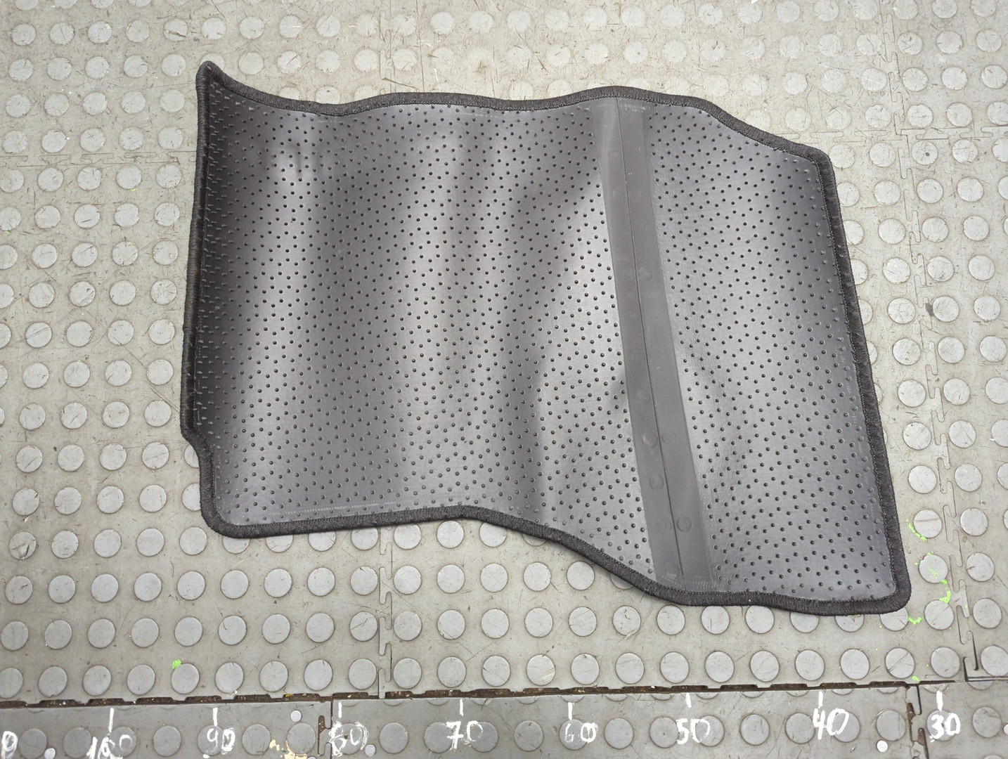 Покрытие напольное (ковролин)