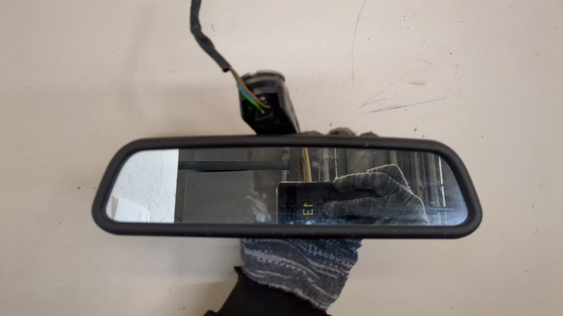 Зеркало заднего вида