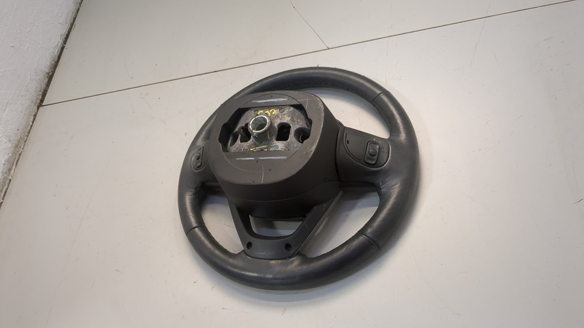 Рулевое колесо (руль)