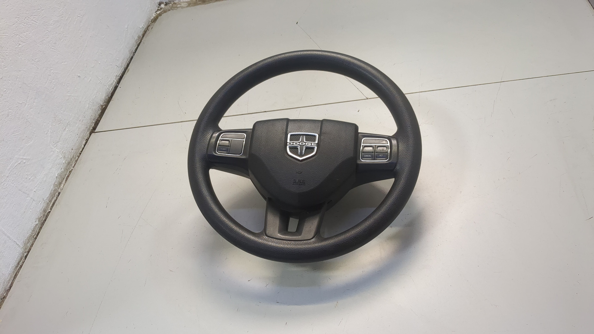 Рулевое колесо (руль)