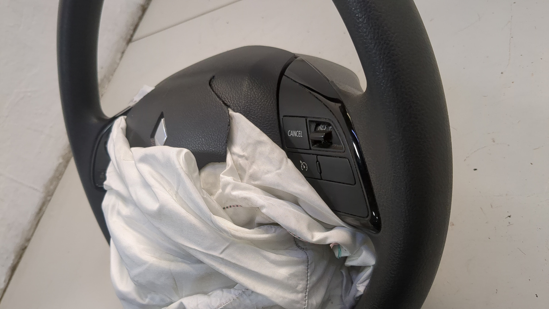 Рулевое колесо (руль)