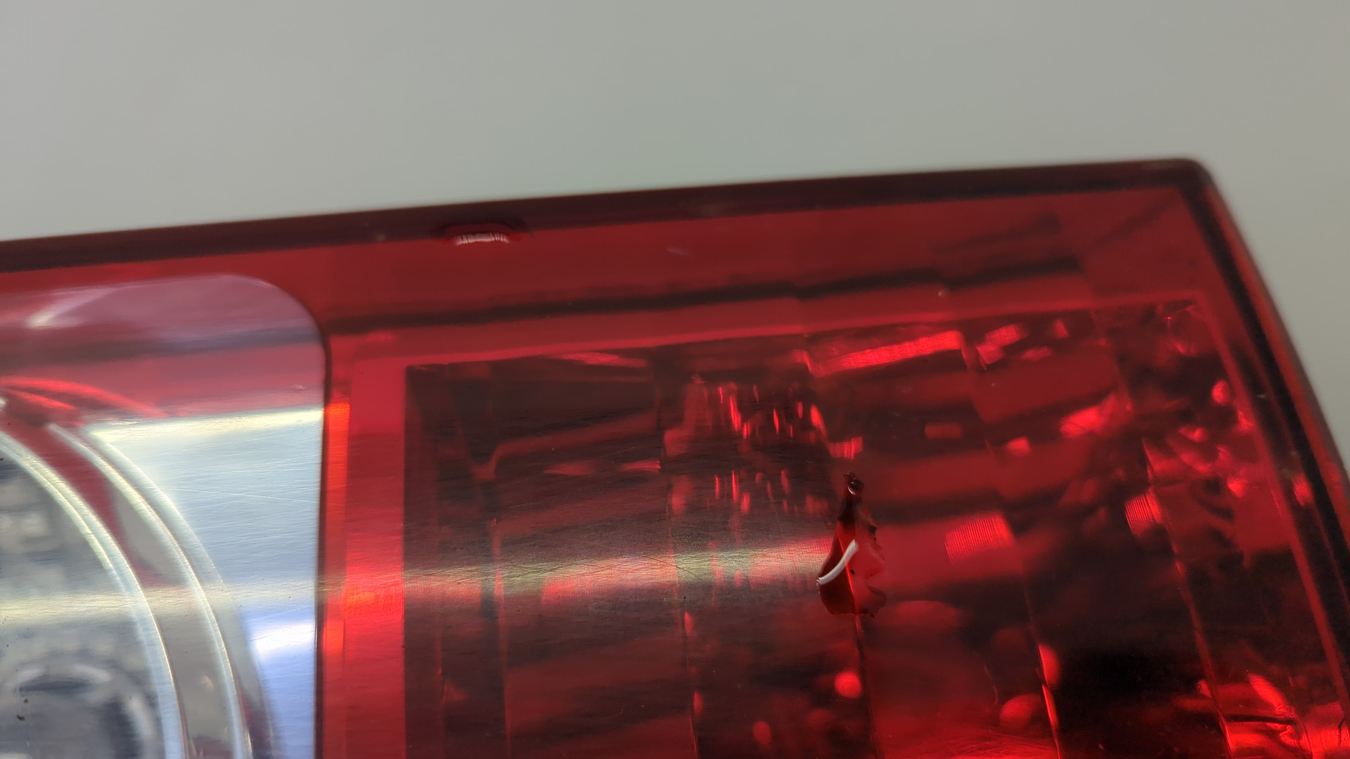 Фонарь задний левый