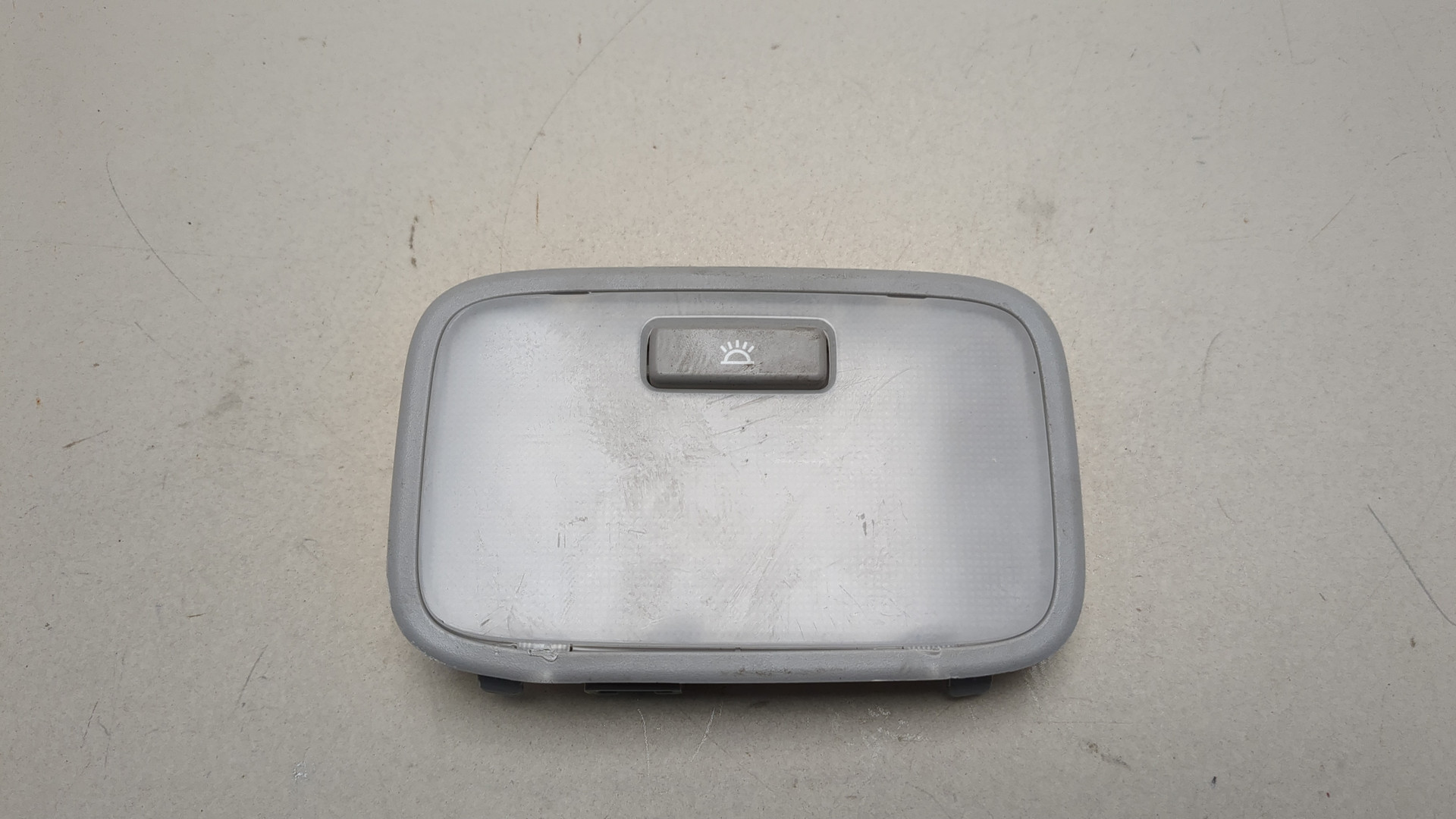 Плафон салонный