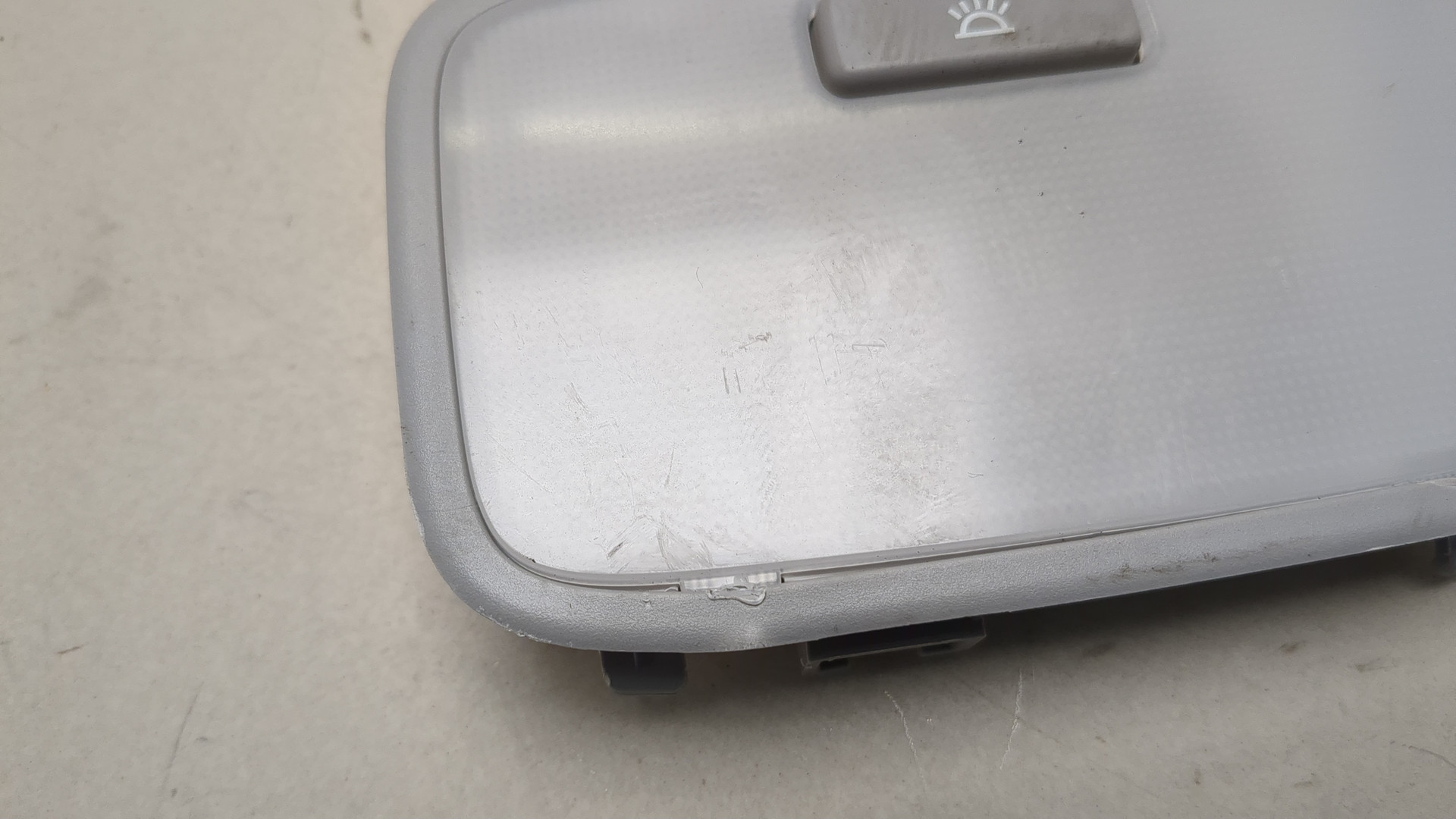 Плафон салонный