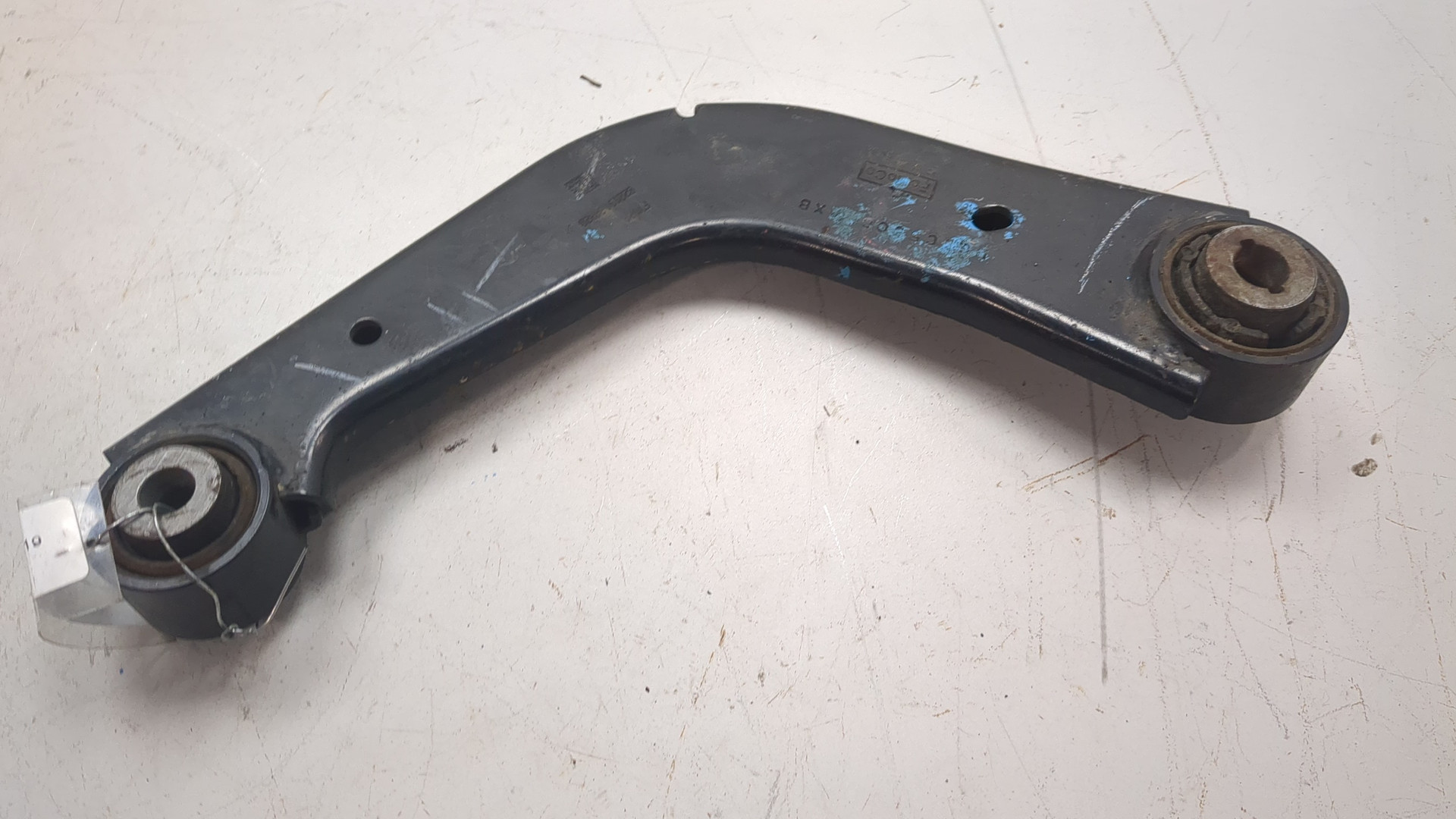 Рычаг задний правый