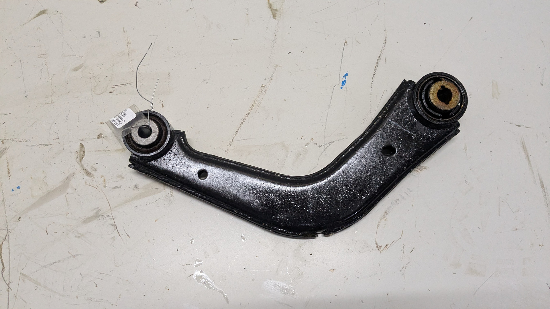 Рычаг задний правый