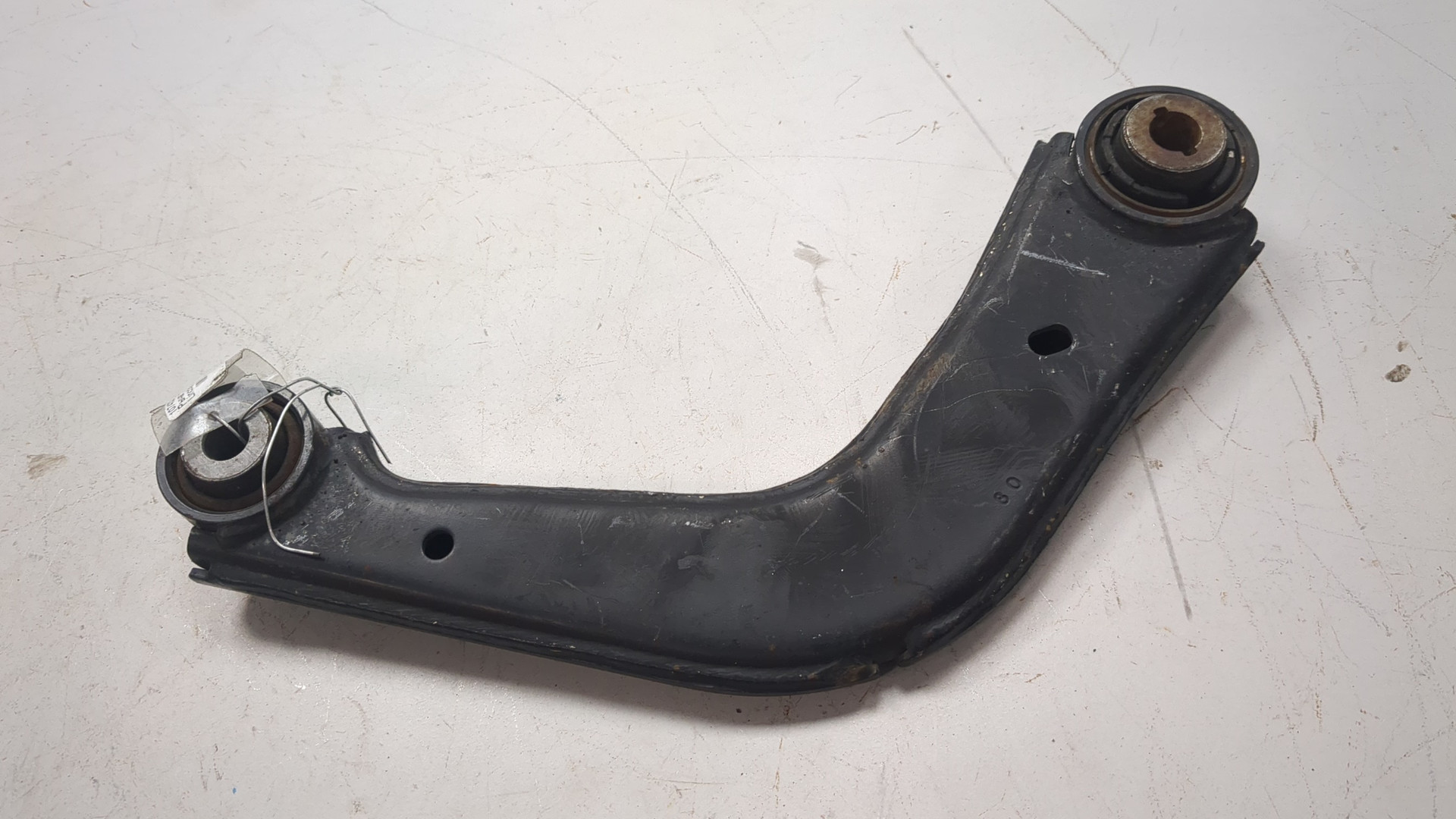 Рычаг задний правый