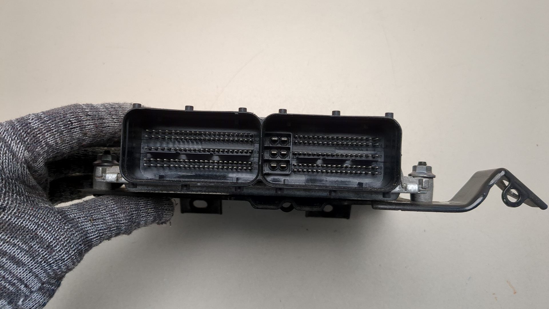 Блок управления двигателем