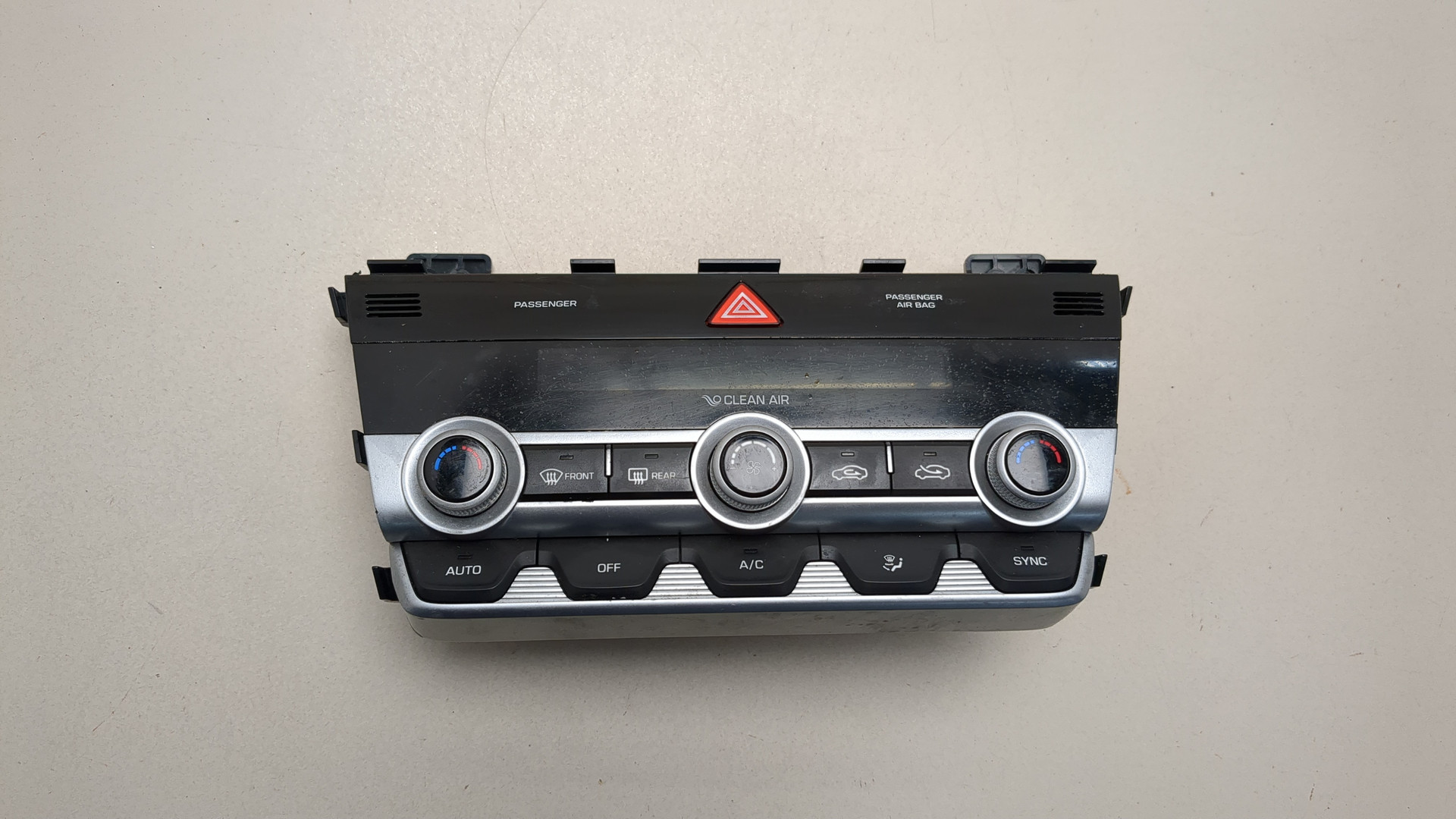 Переключатель отопителя